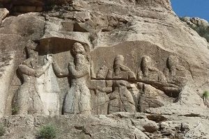 Tangab Relief | Coronation of Ardeshir Papakan