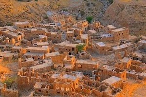древняя деревня Баст Qalat