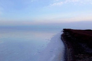 دریاچه نمک علی قلی